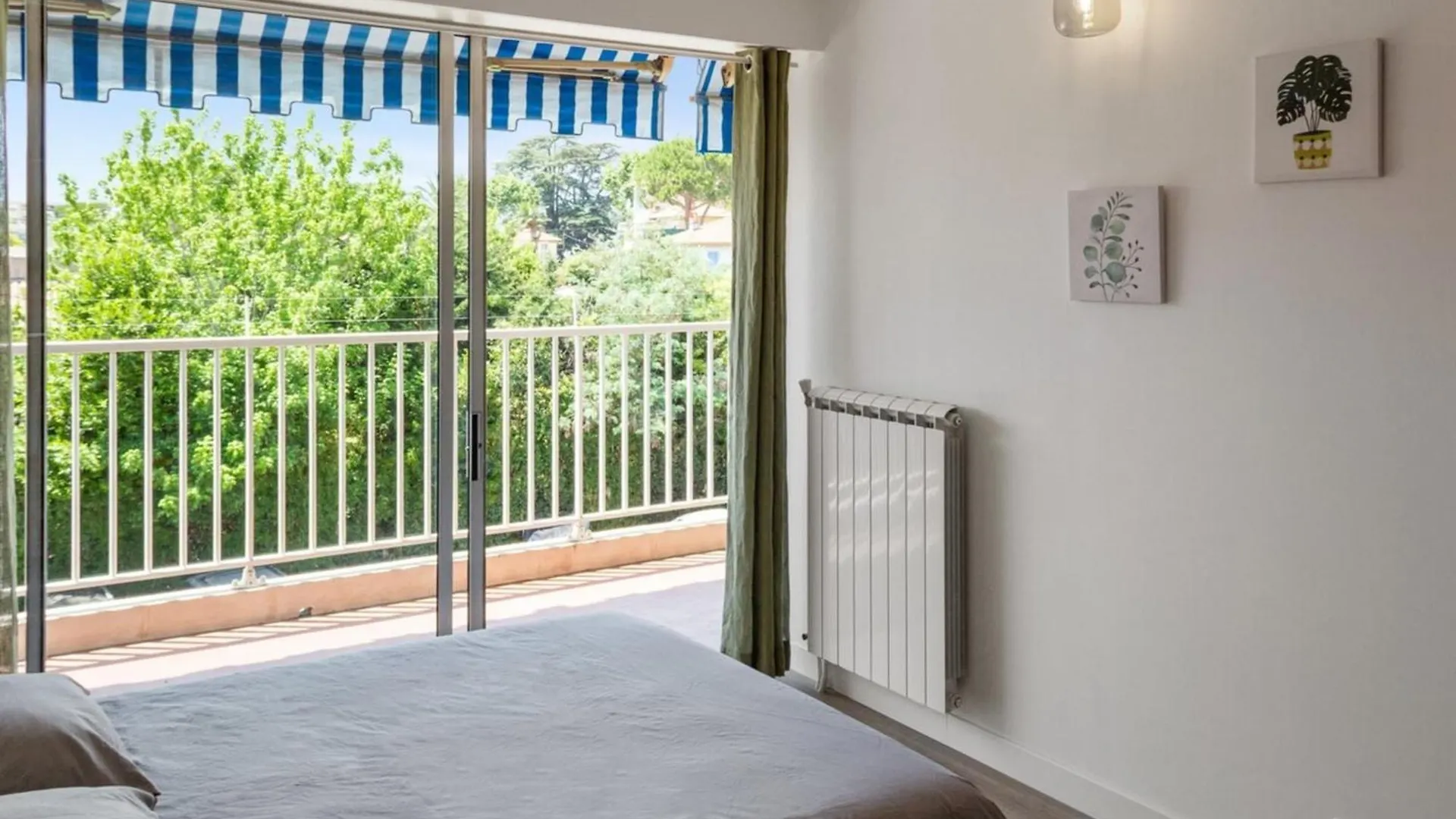 Le Mimosa - Calm - Spacious - 200M From The Sea - Parking 滨海卡涅 公寓