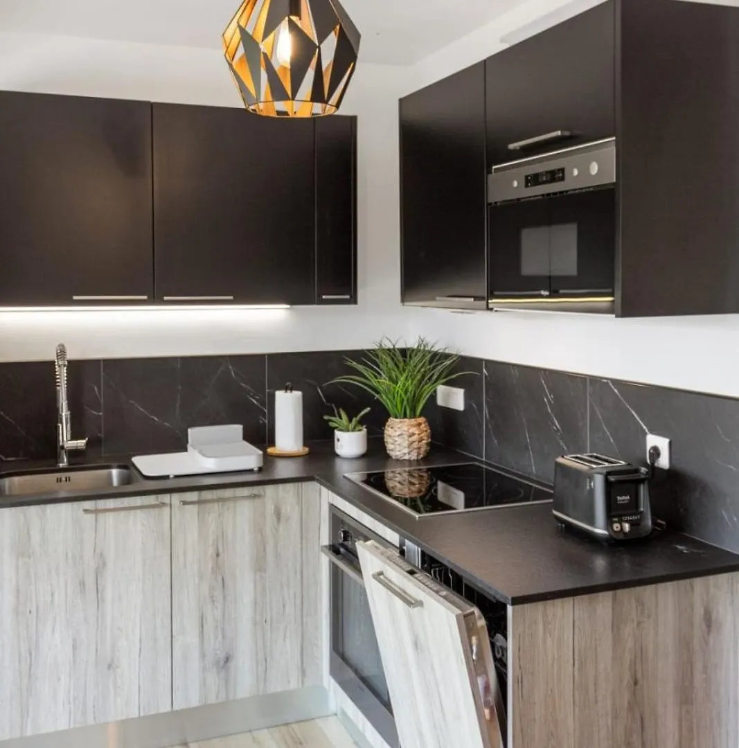 Le Mimosa - Calm - Spacious - 200M From The Sea - Parking 滨海卡涅 公寓