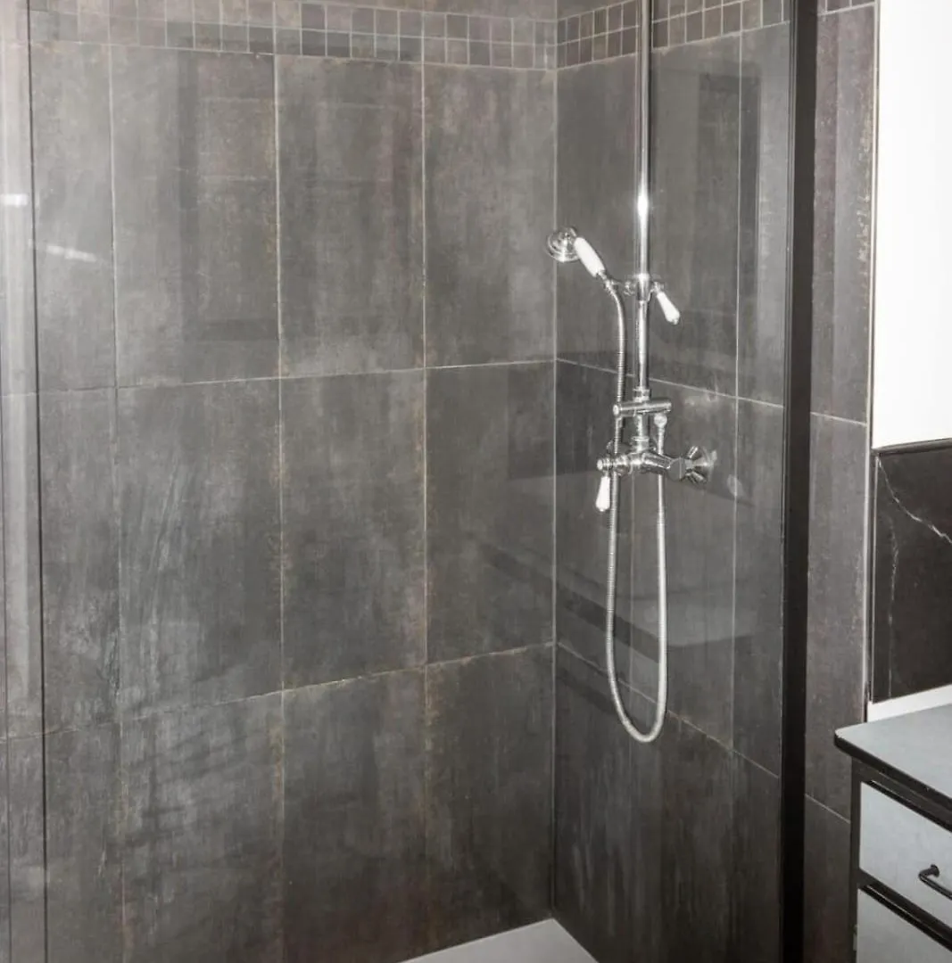 Le Mimosa - Calm - Spacious - 200M From The Sea - Parking 滨海卡涅 0*,  法国