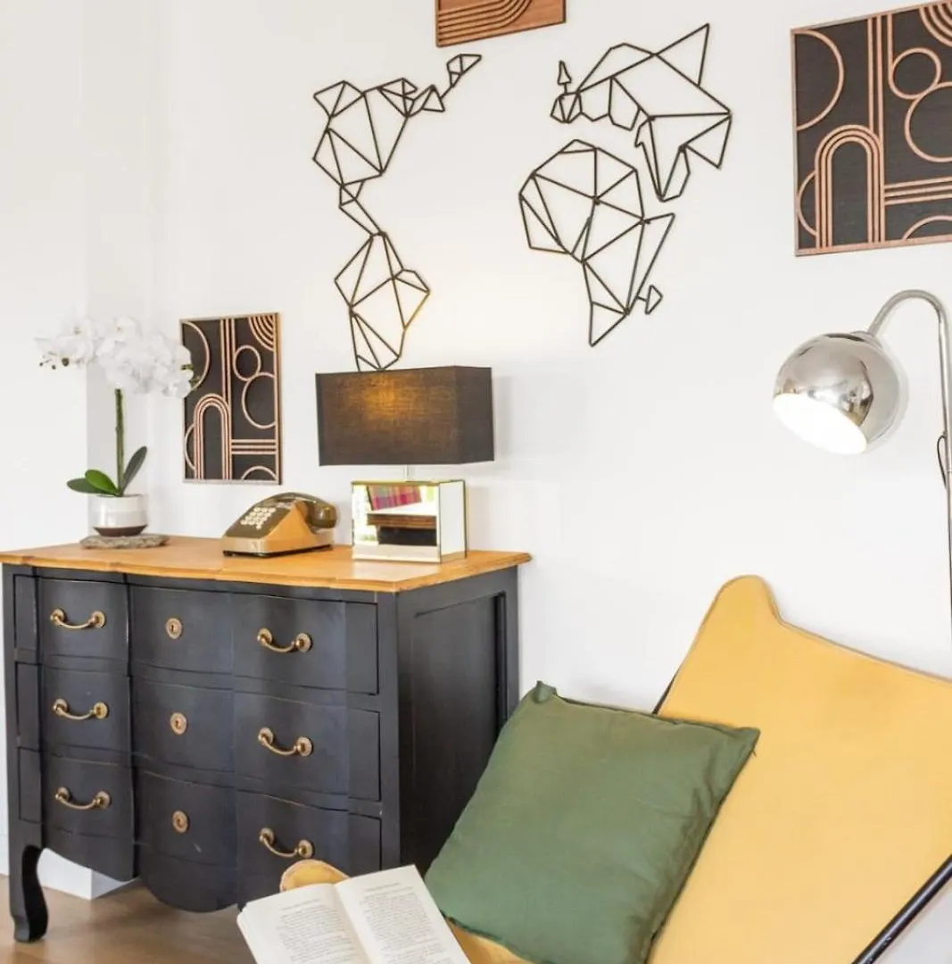 Le Mimosa - Calm - Spacious - 200M From The Sea - Parking 滨海卡涅